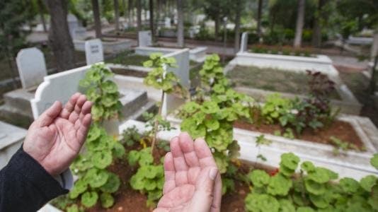 أدعية مأثورة للأموات في عيد الفطر المبارك