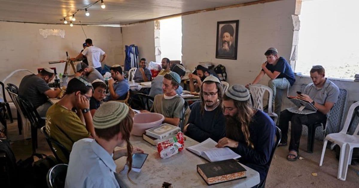 دراسة تحليلية: الأبعاد اللاهوتية والسياسية للمسيحية الصهيونية