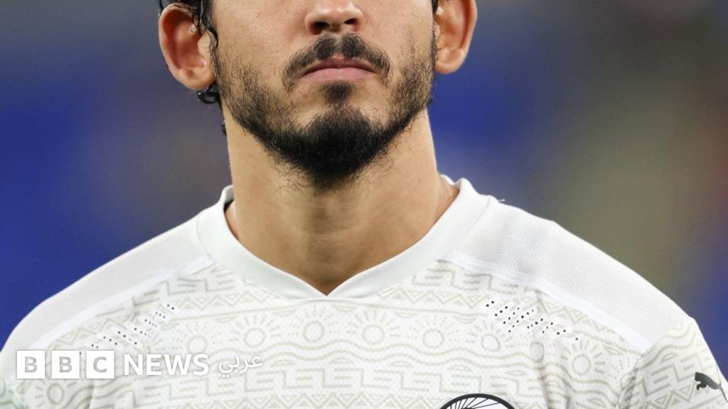 نجم الكرة المصرية أحمد حجازي يعلن اعتزاله بعد مسيرة حافلة بالإنجازات