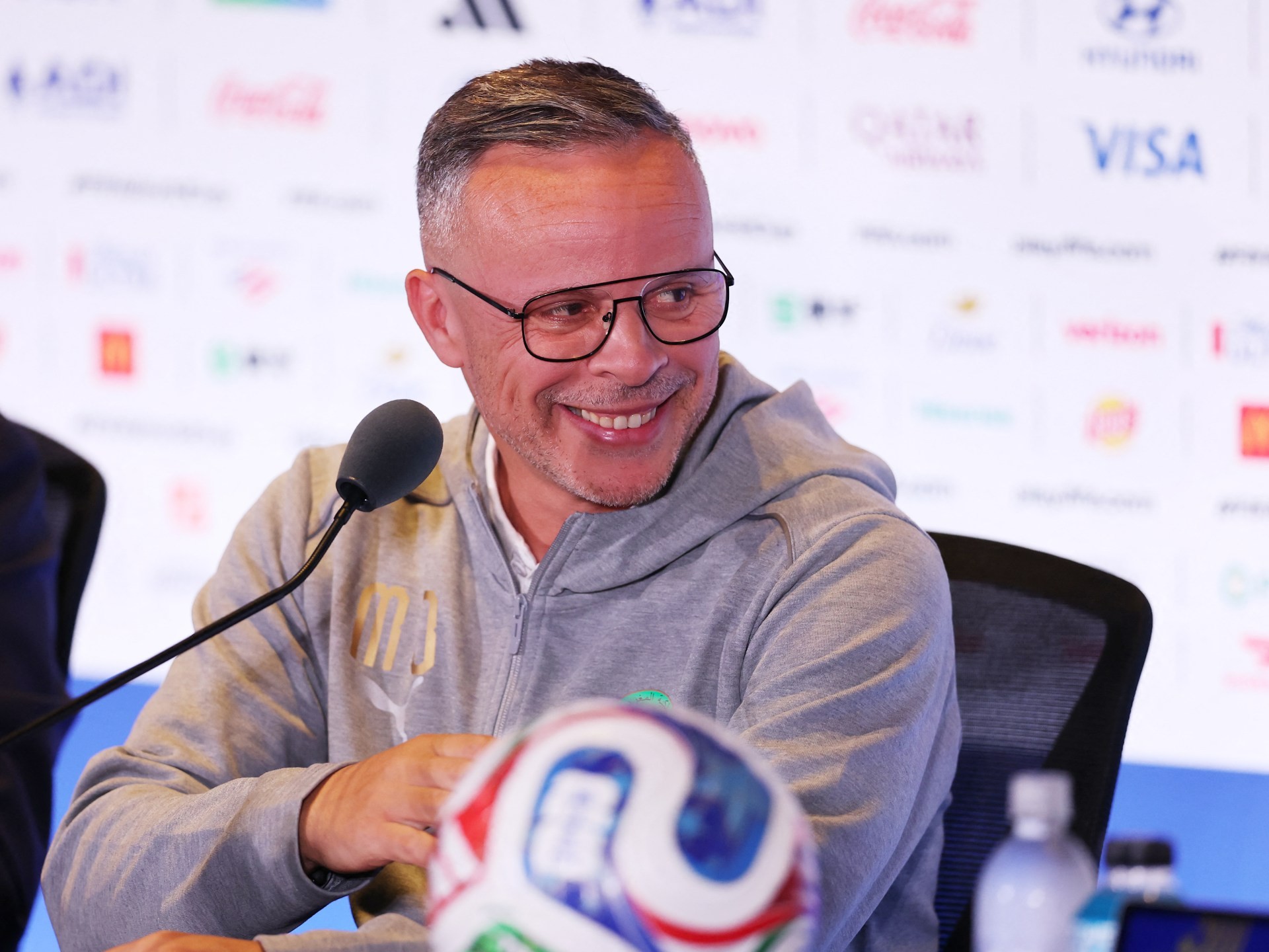 المغرب يستعد لمواجهة فرنسا في ربع نهائي المونديال: غياب صيباري يثير التحدي