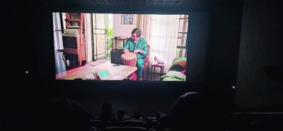 إقبال واسع على أسبوع الفيلم الصيني في سينما مول عُمان
